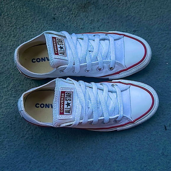 Converse Chuck Taylor All Star Low-Top Sneaker - White 🤍 - Picture 2 of 9